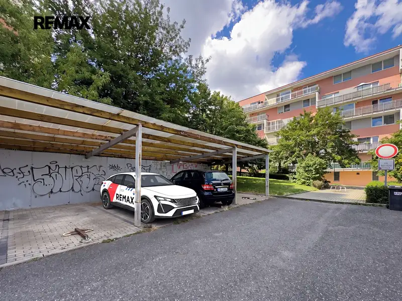 Prodej bytu 2+kk 64 m², Praha – náhled fotky 3