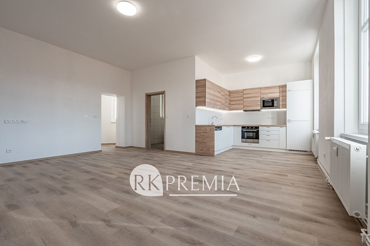 Pronájem bytu 3+kk 67 m²