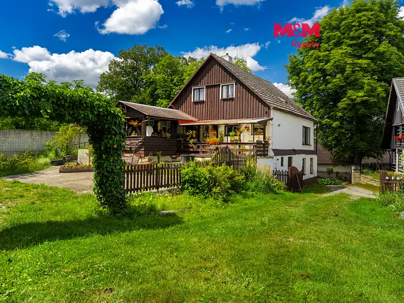 Prodej rodinného domu 145 m², pozemek 2156 m², Doksy – náhled fotky 1