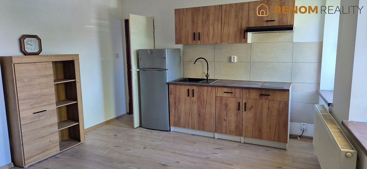 Pronájem bytu 1+kk 35 m²