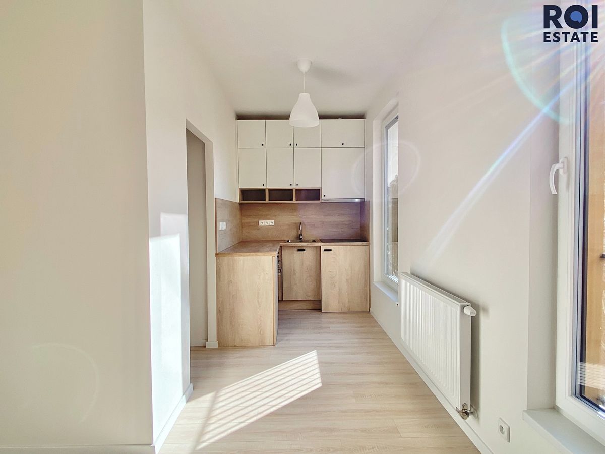 Pronájem bytu 1+kk 28 m²