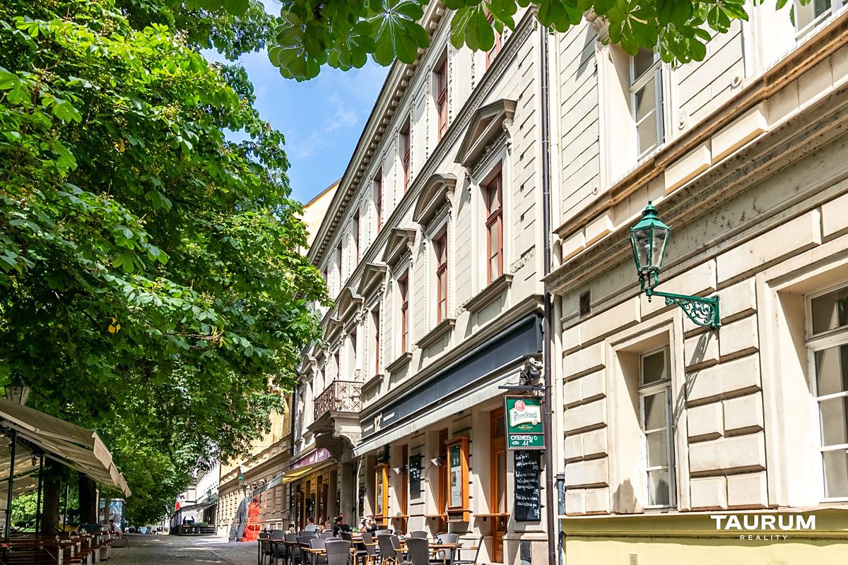 Pronájem kanceláře 265 m²