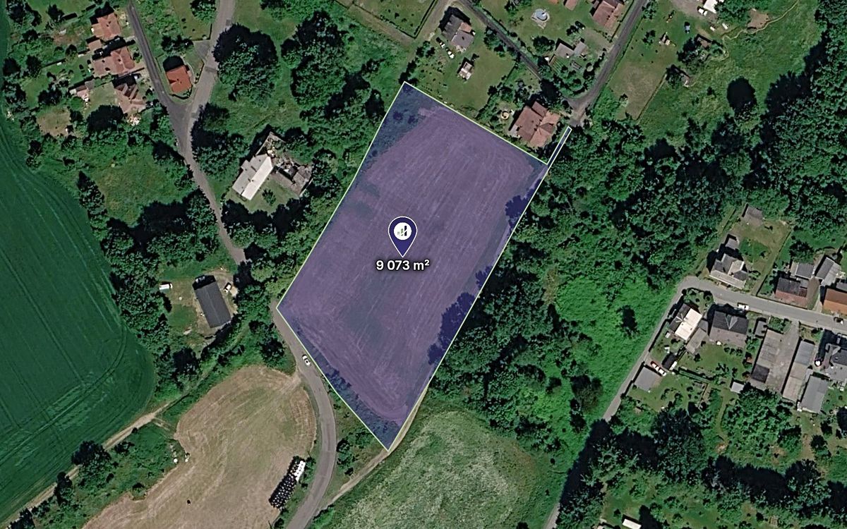 Prodej stavebního pozemku 9073 m²