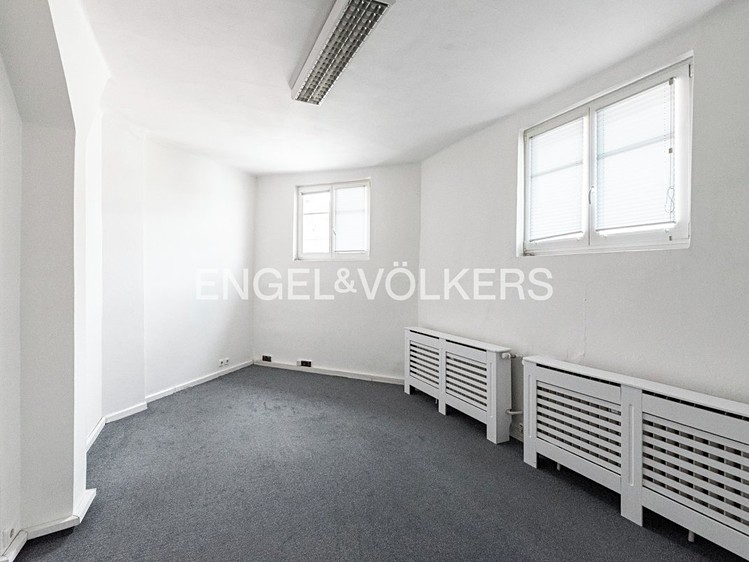 Pronájem komerčního prostoru, 99 m² (3 z 12)