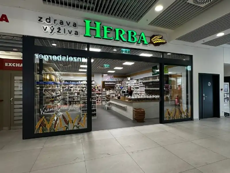 Pronájem obchodního prostoru 67 m², Vsetín – náhled fotky 2