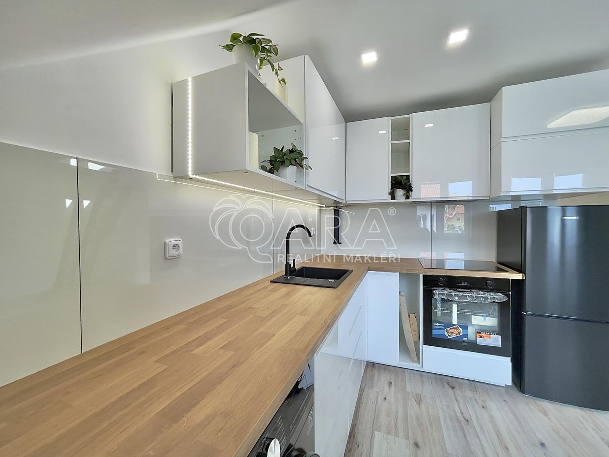 Pronájem bytu 3+kk 84 m²