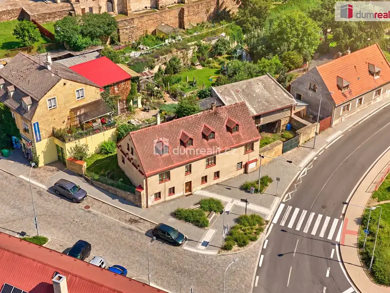 Prodej rodinného domu 260 m², pozemek 368 m², Žlutice – náhled fotky 2