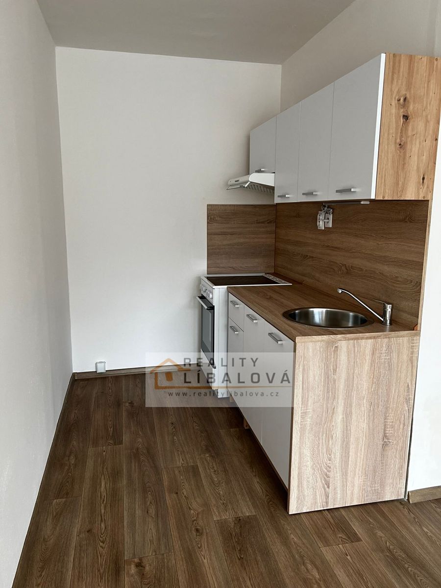 Pronájem bytu 2+kk 40 m²