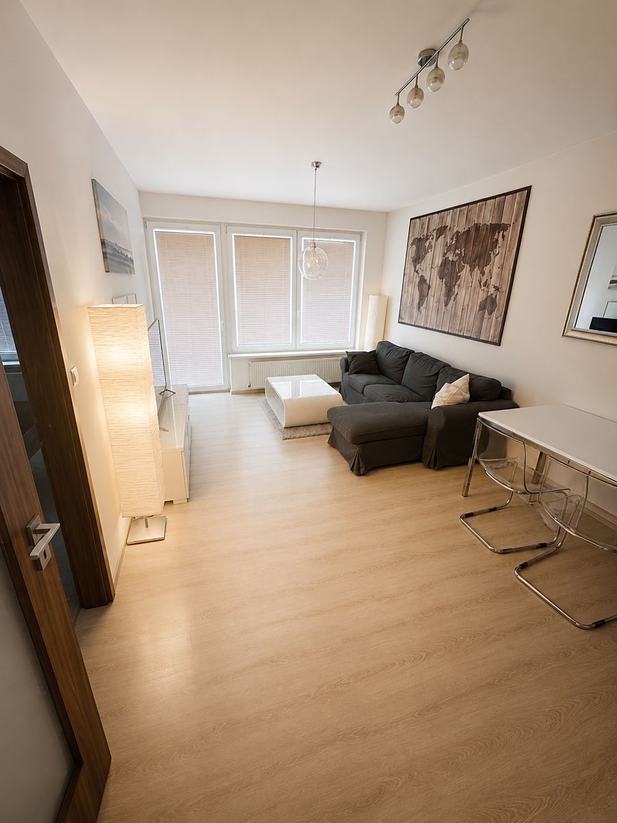 Pronájem bytu 2+kk 52 m²