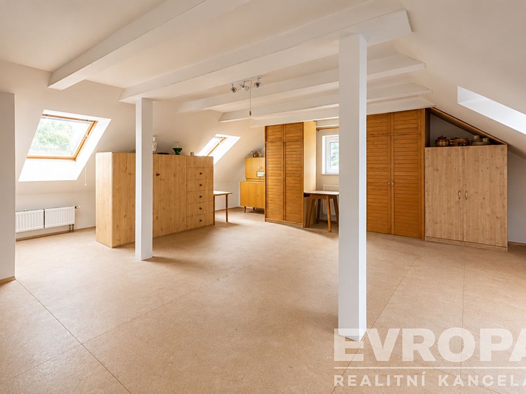 Будинок на продаж, 298 м² (14 з 31)
