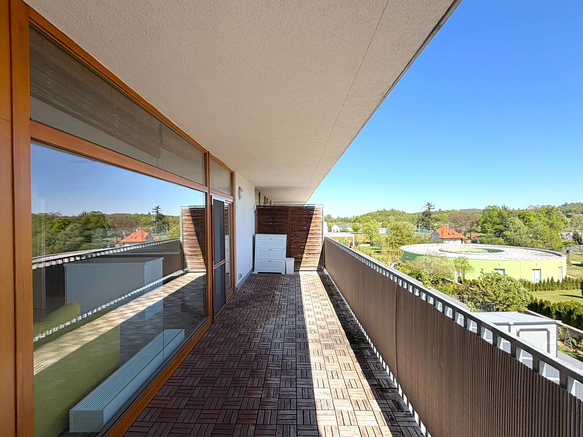 Pronájem bytu 2+kk 56 m²