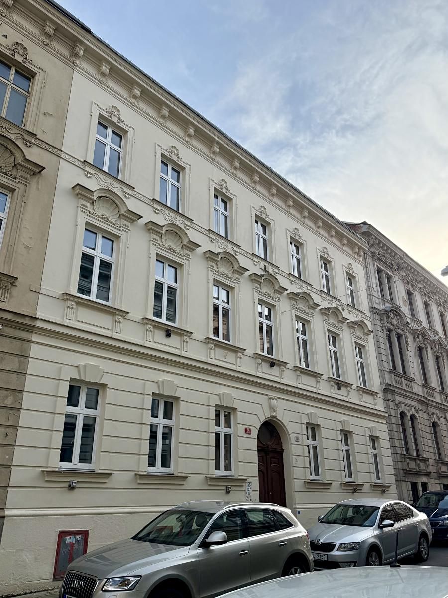 Pronájem bytu 1+kk 32 m²
