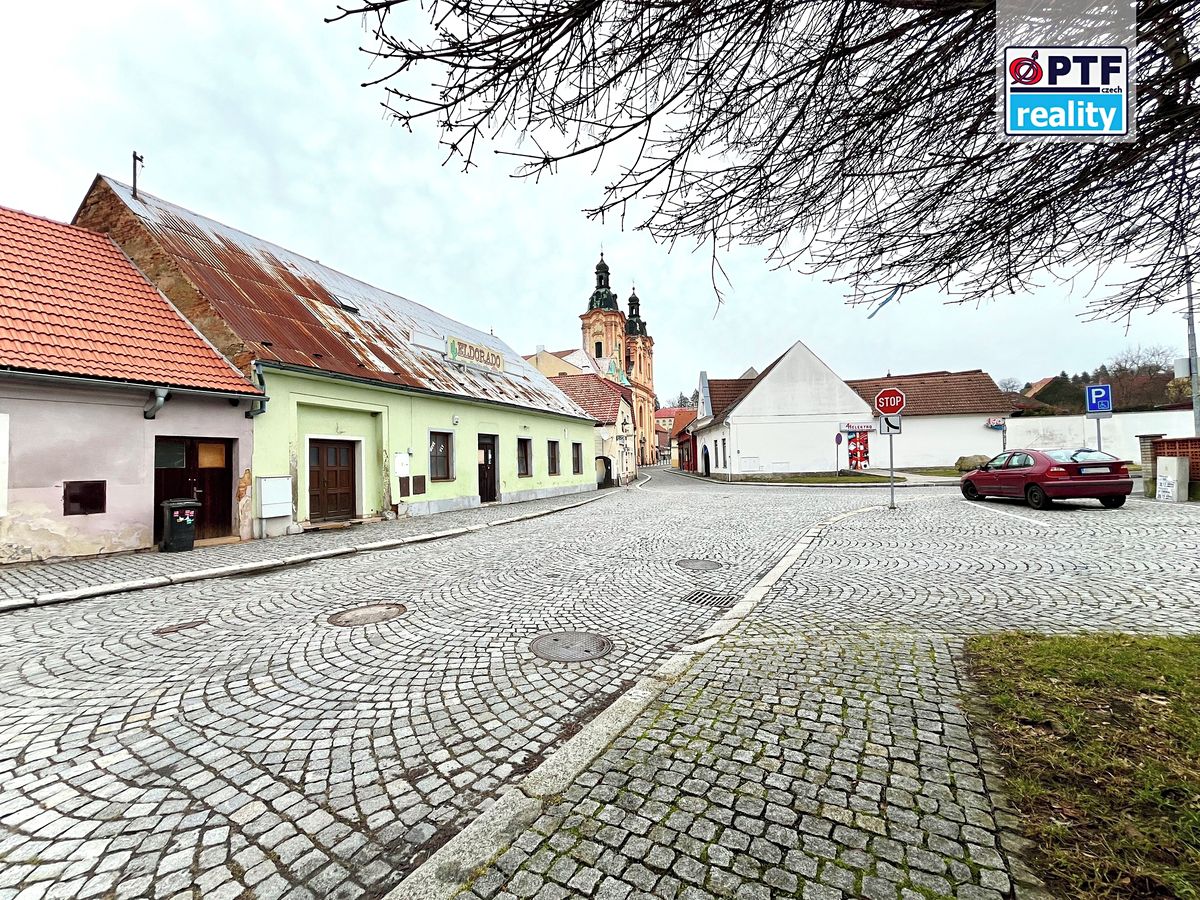 Prodej obchodního prostoru 180 m² – fotografie 4