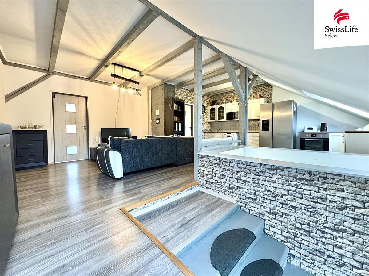 Prodej vícegeneračního domu 304 m², pozemek 307 m² – fotografie 3