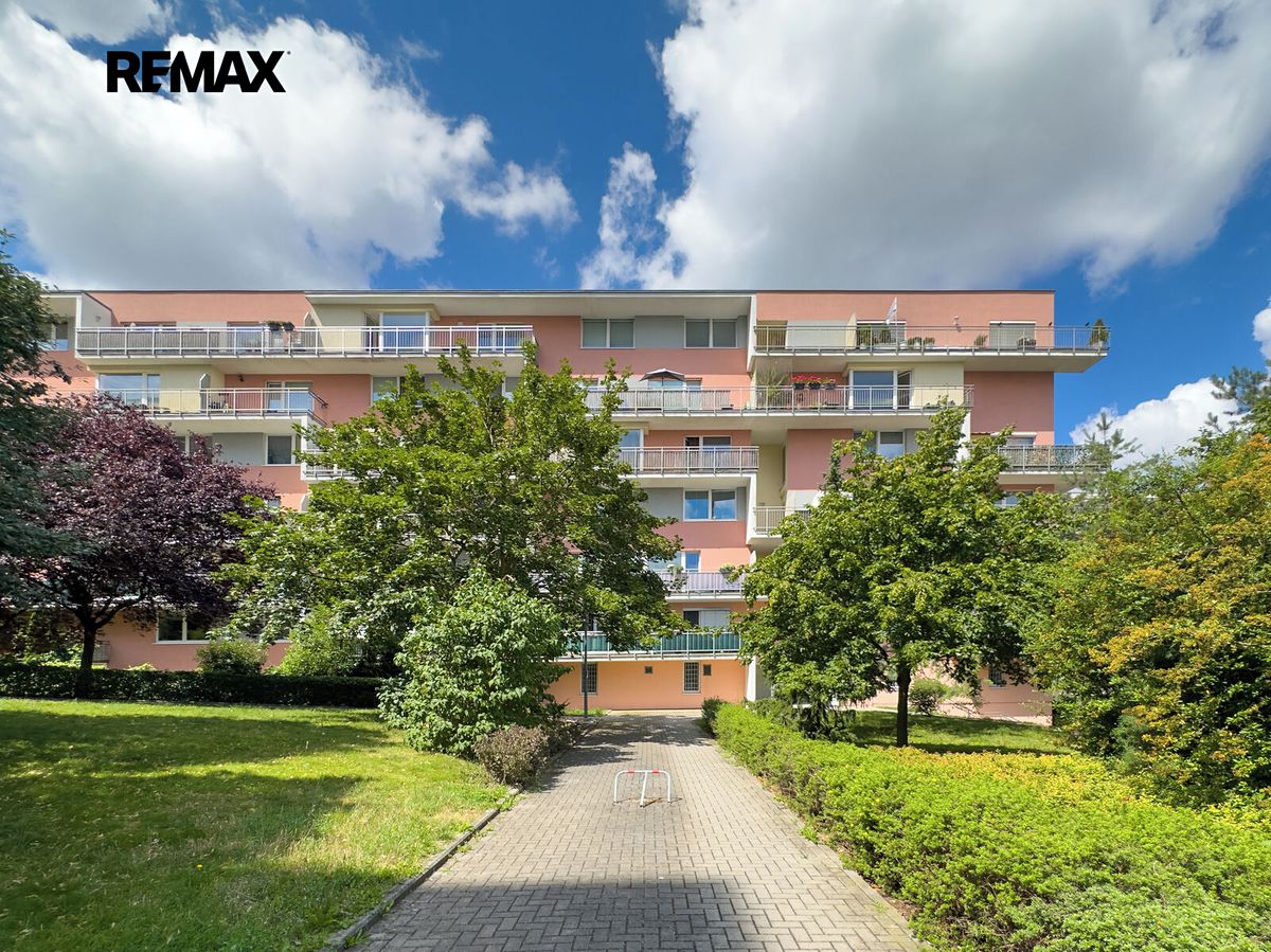 Prodej bytu 2+kk 64 m²