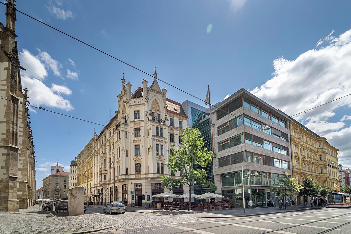 Pronájem obchodního prostoru 292 m² – fotografie 2