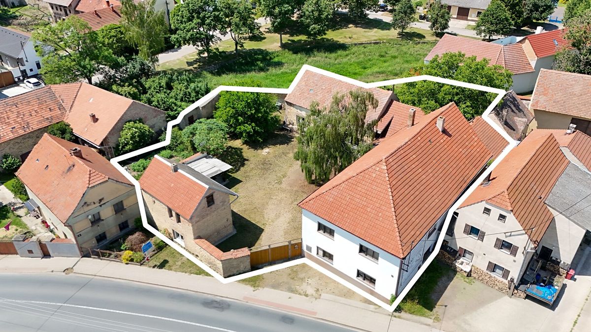 Prodej rodinného domu 574 m², pozemek 1620 m² – fotografie 4