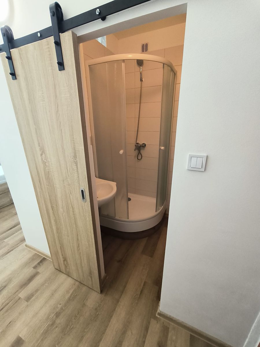 Pronájem bytu 1+kk 19 m² – fotografie 5