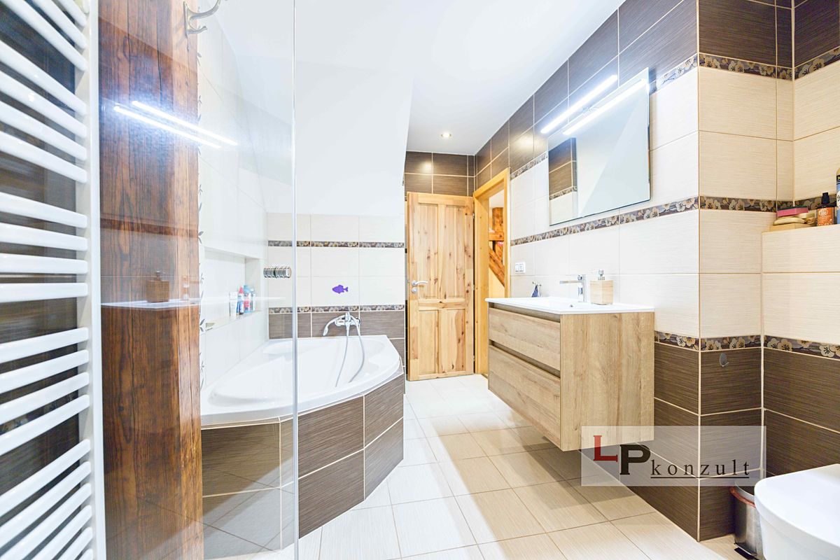 Prodej bytu 4+kk 145 m² – fotografie 4