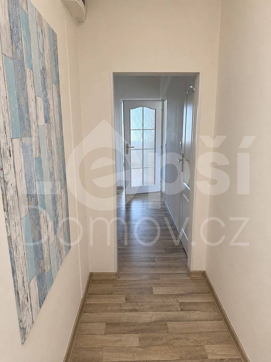 Pronájem bytu 3+1 73 m² – fotografie 2