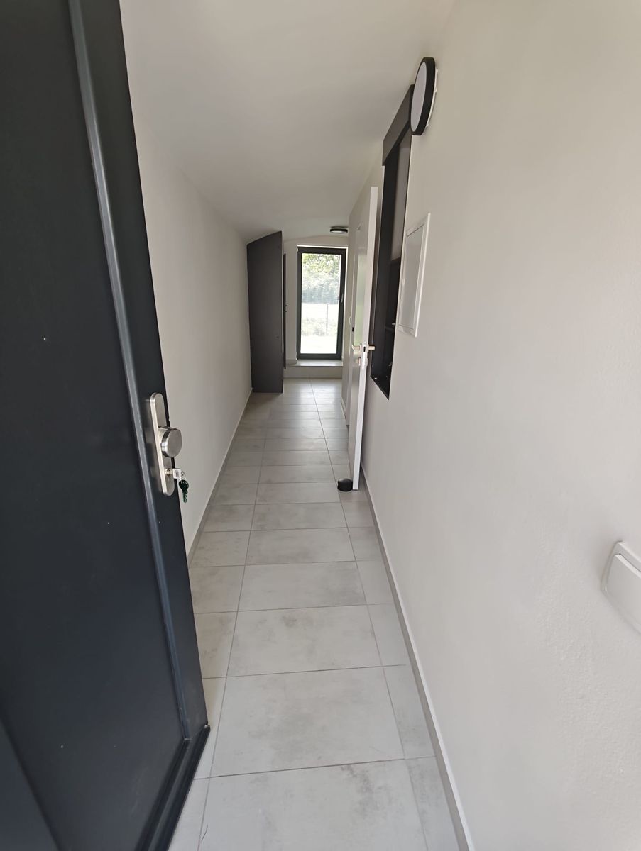 Pronájem bytu 1+kk 28 m²