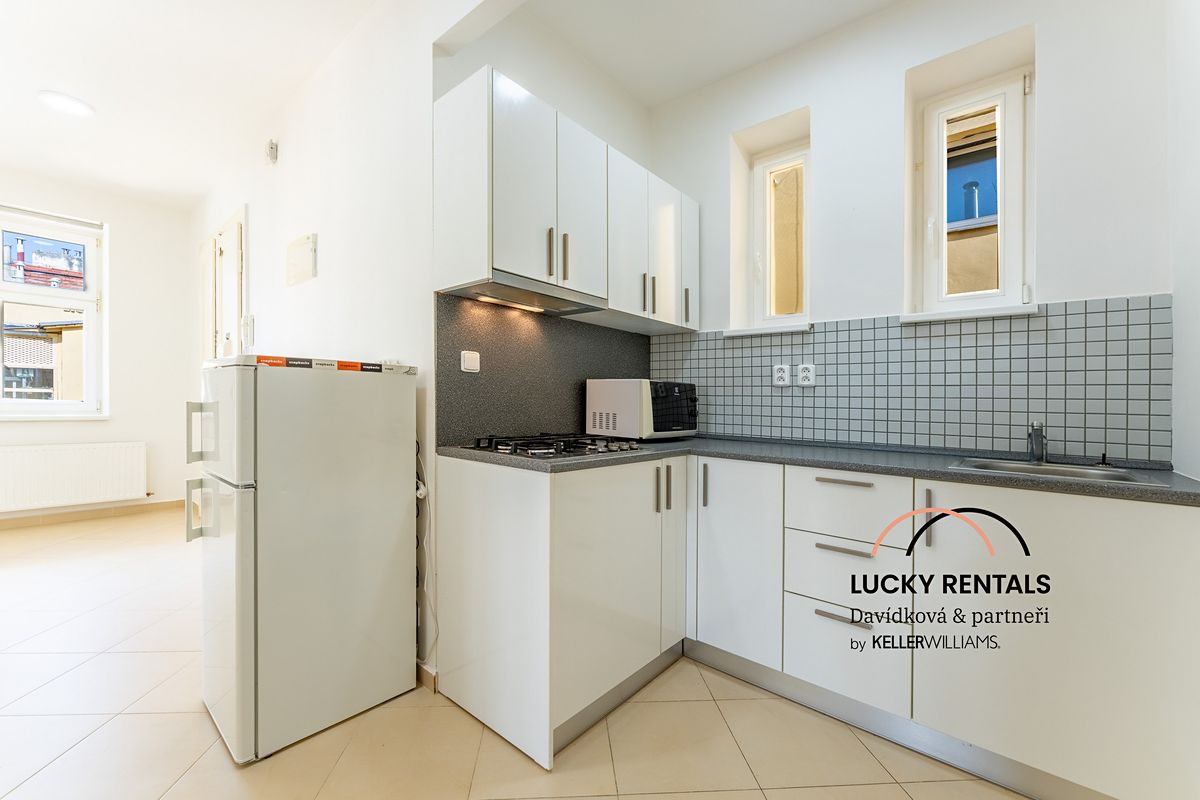 Pronájem bytu 1+kk 49 m²