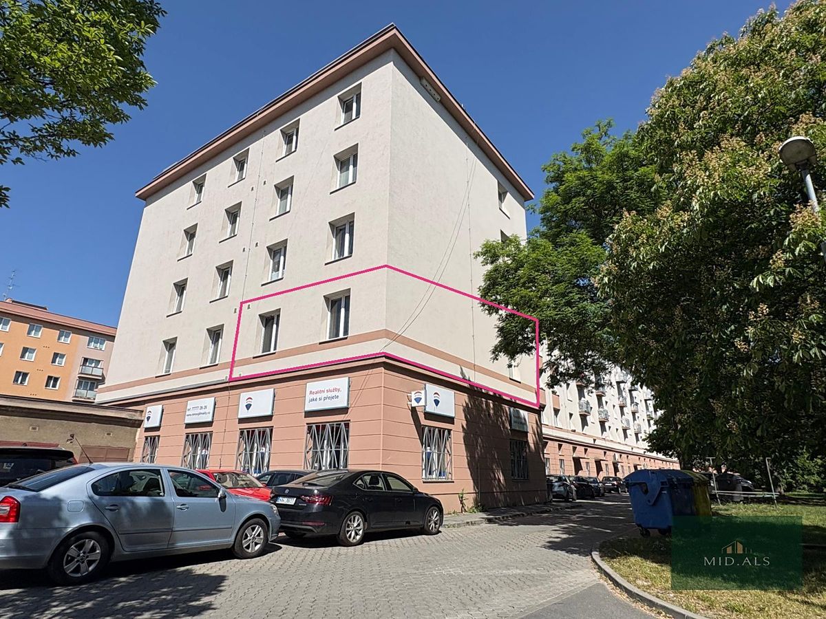 Pronájem bytu 3+kk 66 m²