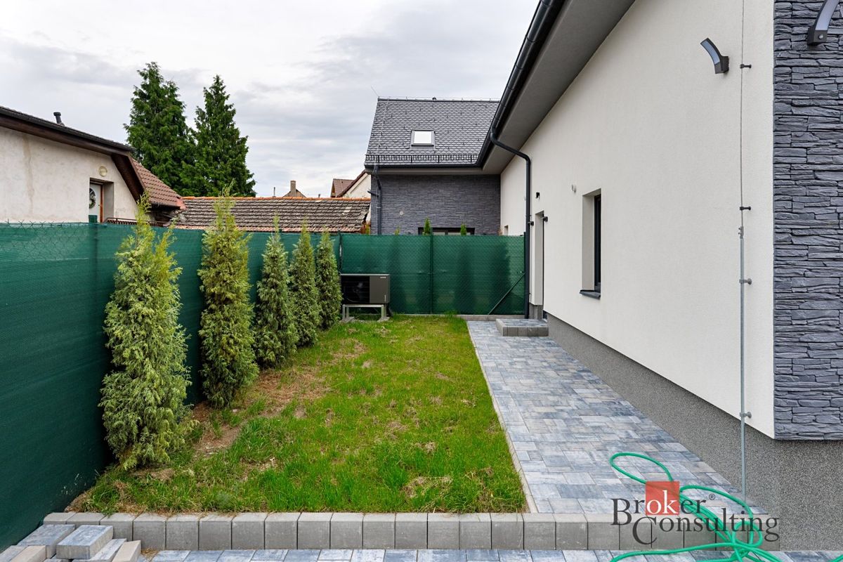 Prodej rodinného domu 110 m², pozemek 170 m² – fotografie 4
