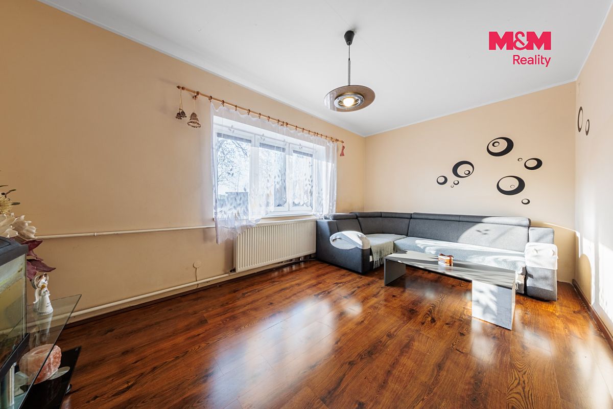 Prodej rodinného domu 119 m², pozemek 759 m² – fotografie 2