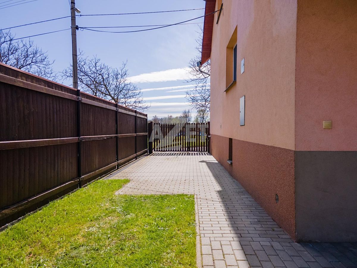 Prodej rodinného domu 150 m², pozemek 378 m² – fotografie 3