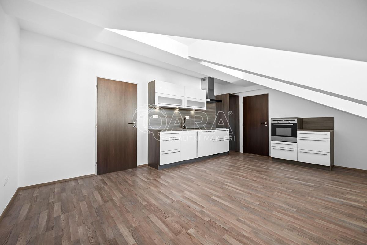 Prodej bytu 3+kk 72 m²