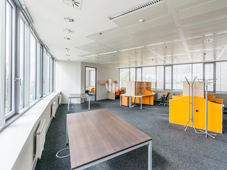Комерційне приміщення в оренду, 651 м² (8 з 10)