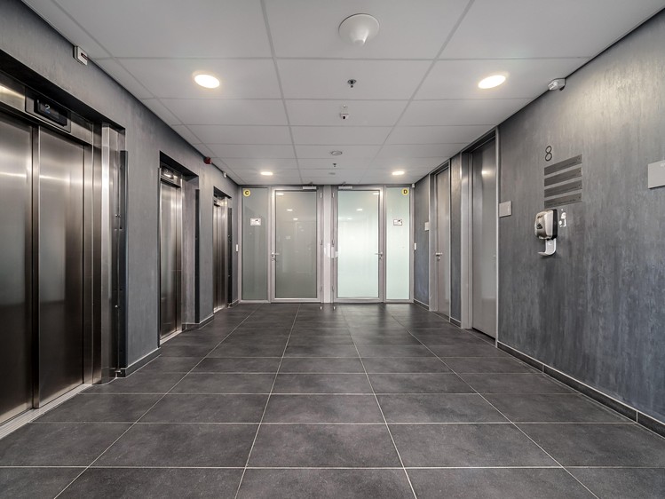 Комерційне приміщення в оренду, 322 м² (6 з 10)