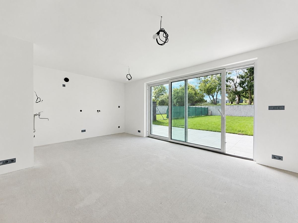 Prodej rodinného domu 160 m², pozemek 346 m² – fotografie 4