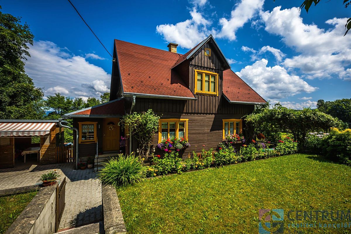 Prodej rodinného domu 165 m², pozemek 1622 m²