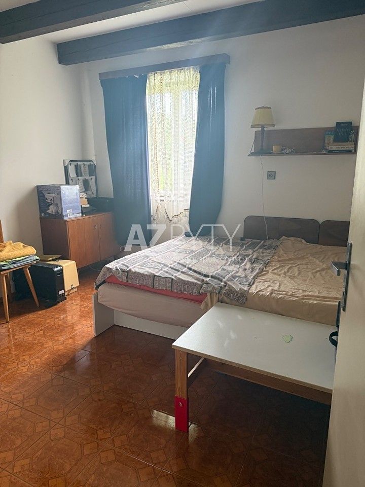 Prodej rodinného domu 320 m², pozemek 1200 m² – fotografie 3