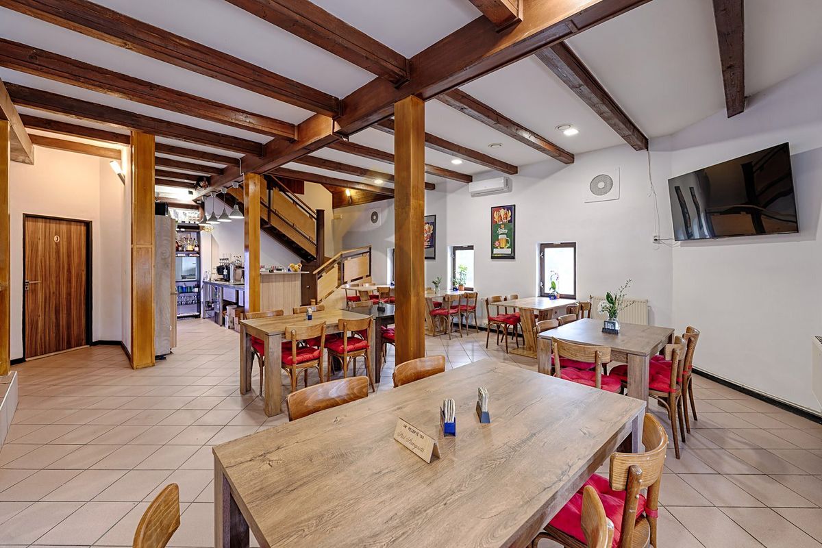 Prodej restaurace 299 m² – fotografie 3