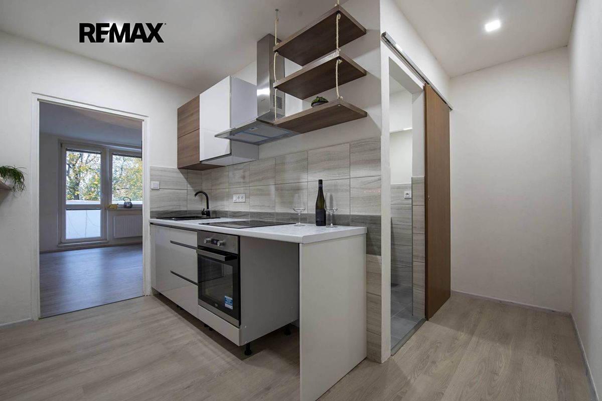 Pronájem bytu 1+1 34 m²
