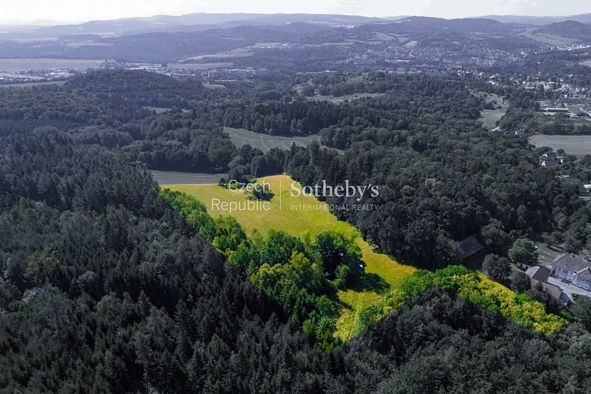 Prodej stavebního pozemku 32989 m² – fotografie 2