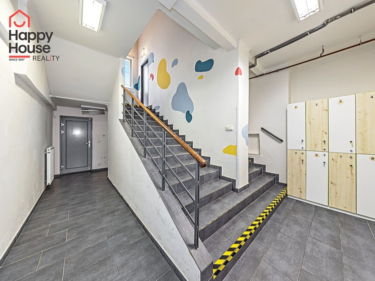 Pronájem komerčního prostoru, 411 m² (11 z 44)