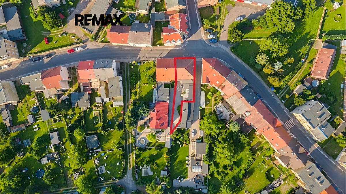 Prodej vícegeneračního domu 170 m², pozemek 405 m² – fotografie 3