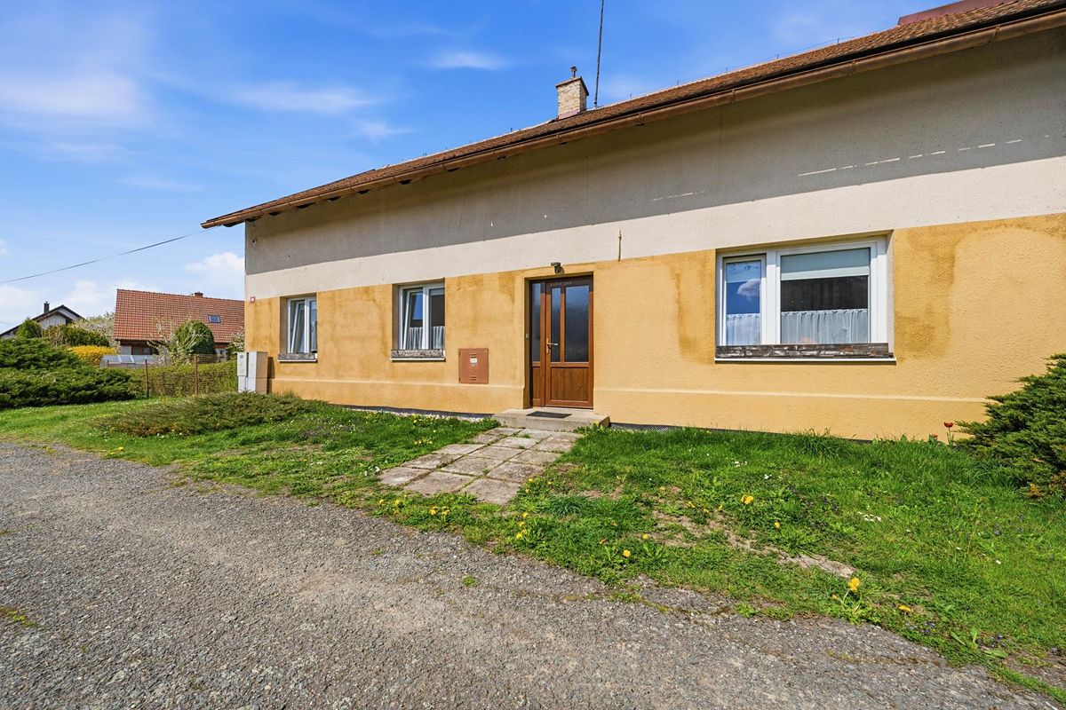 Prodej rodinného domu 128 m², pozemek 344 m² – fotografie 3