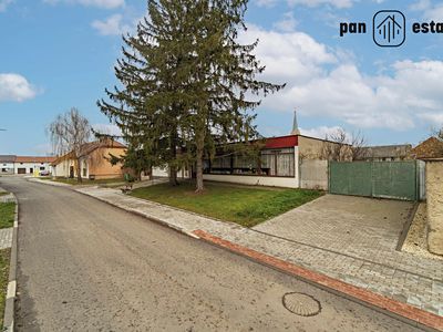 Prodej výrobní haly, prostoru 285 m²