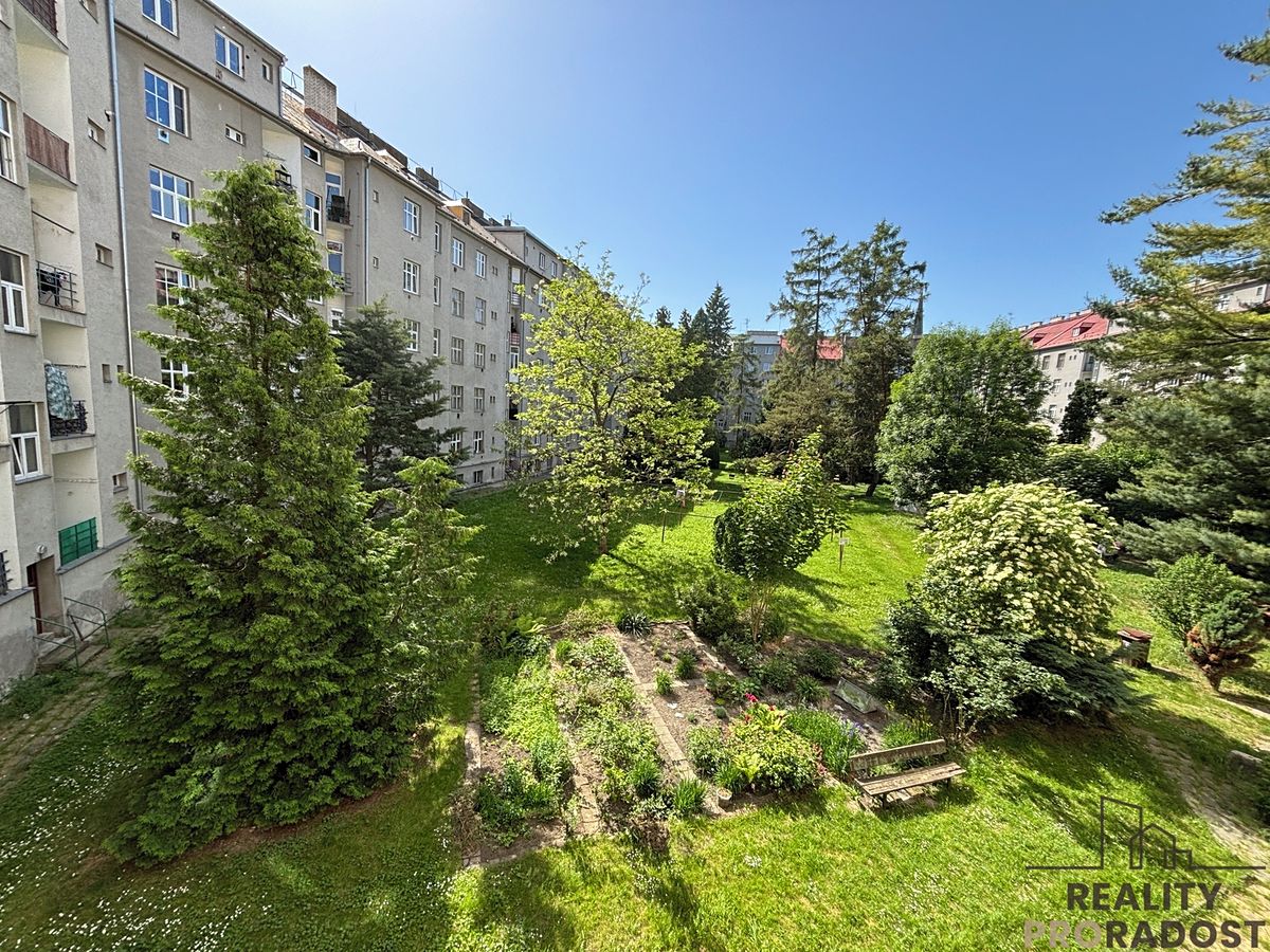 Pronájem bytu 3+1 84 m² – fotografie 3