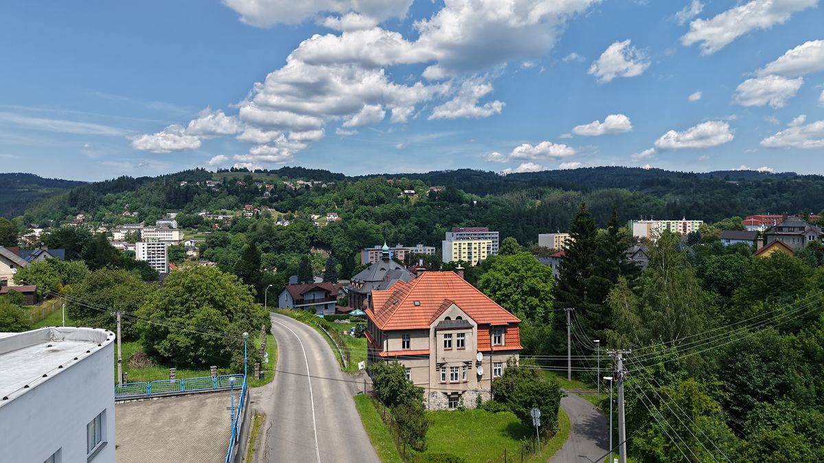 Prodej vily 410 m², pozemek 1204 m² – fotografie 2