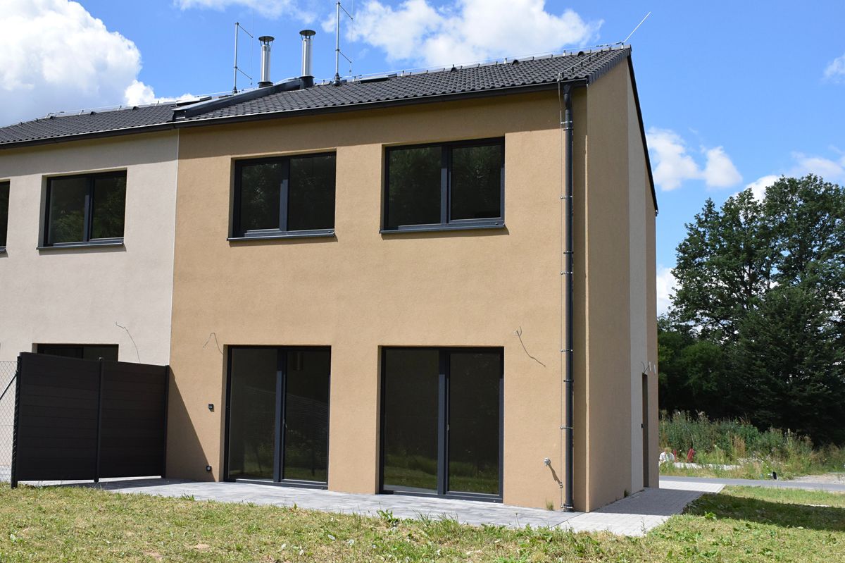 Prodej rodinného domu 113 m², pozemek 483 m² – fotografie 2