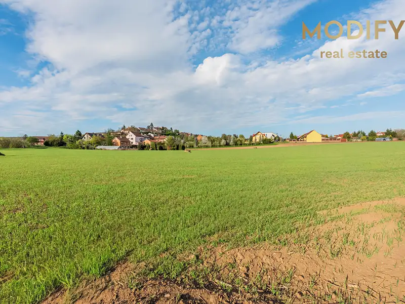 Prodej stavebního pozemku 730 m², Sivice – náhled fotky 1