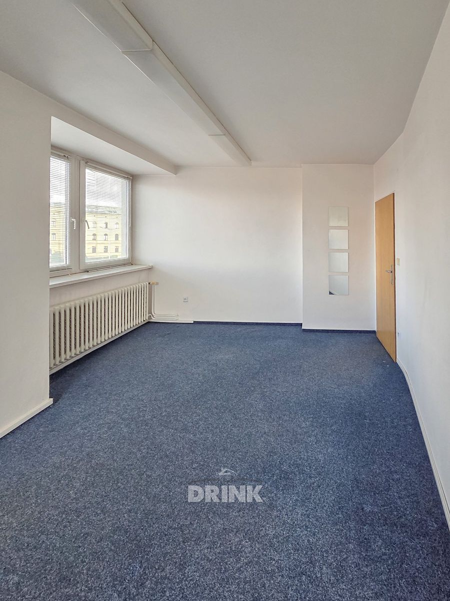 Pronájem kanceláře 21 m² – fotografie 2