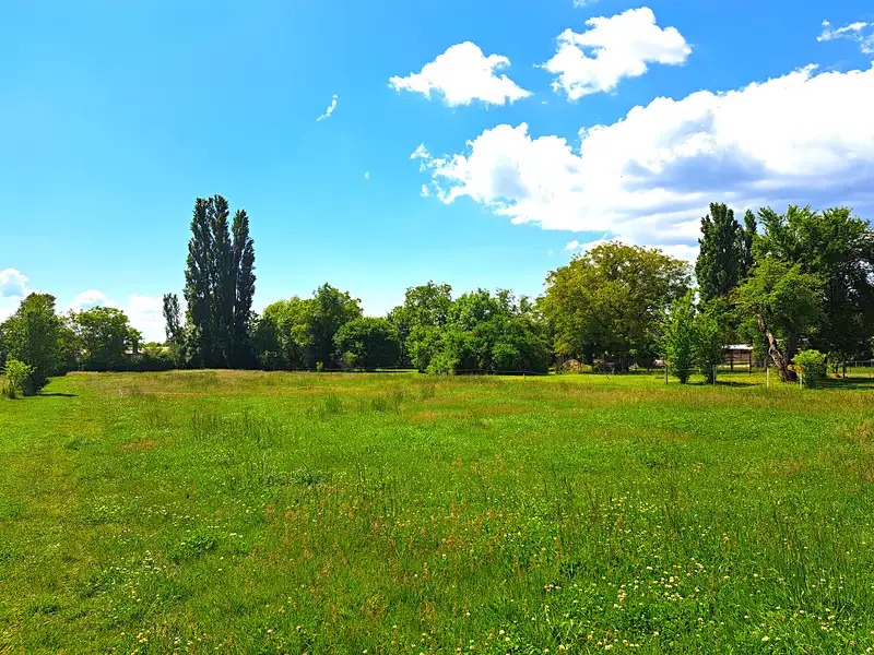 Prodej stavebního pozemku 1023 m², Tlumačov – náhled fotky 2