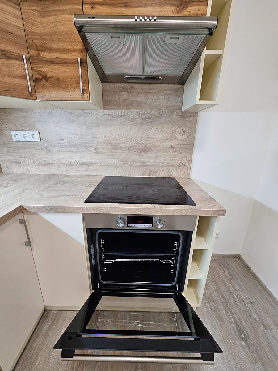 Pronájem bytu 2+kk 56 m² – fotografie 4